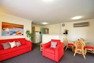 Hotel Beaches Serviced Apartments