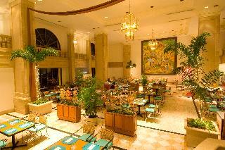 Hotel Holiday Resort & Spa