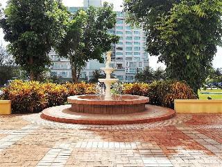 Hotel Holiday Resort & Spa