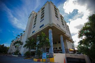 Hotel Holiday Resort & Spa