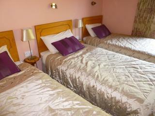 Bed & Breakfast Reeks View