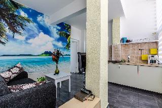 Aparthotel Designed Beach Apartments