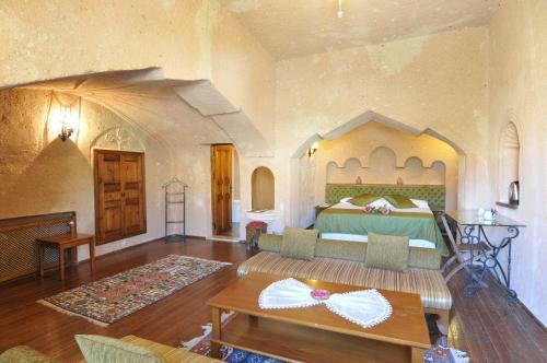Alfina Cave Hotel-special Category