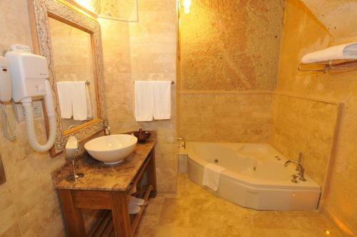 Alfina Cave Hotel-special Category
