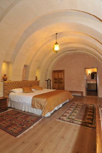 Alfina Cave Hotel-special Category