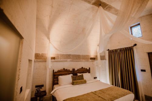 Ortahisar Cave Hotel