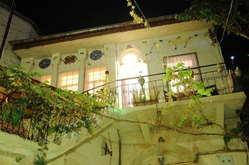 Hostal Ayhan Mansion Arch Cave Hotel
