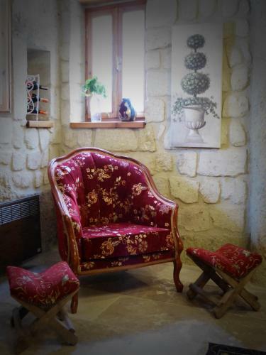 Courtyard Cave Hotel