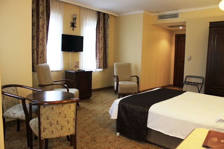 Montania Town Hotel Mudanya