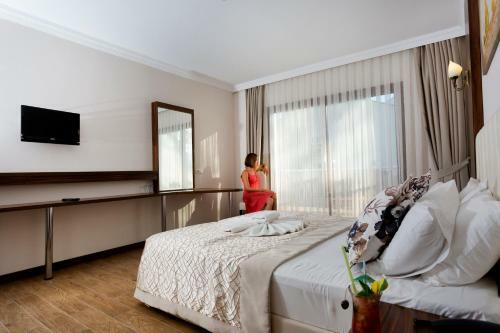 Tymnos Hotel