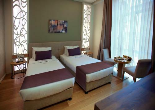 Wes Hotel