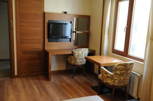 Izm?t Saray Hotel