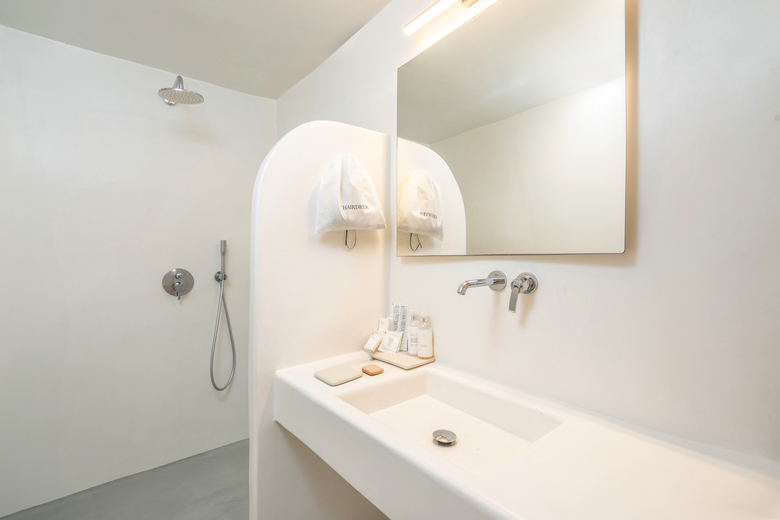Hotel Aqua Luxury Suites