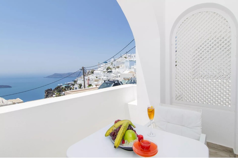 Hotel Aqua Luxury Suites