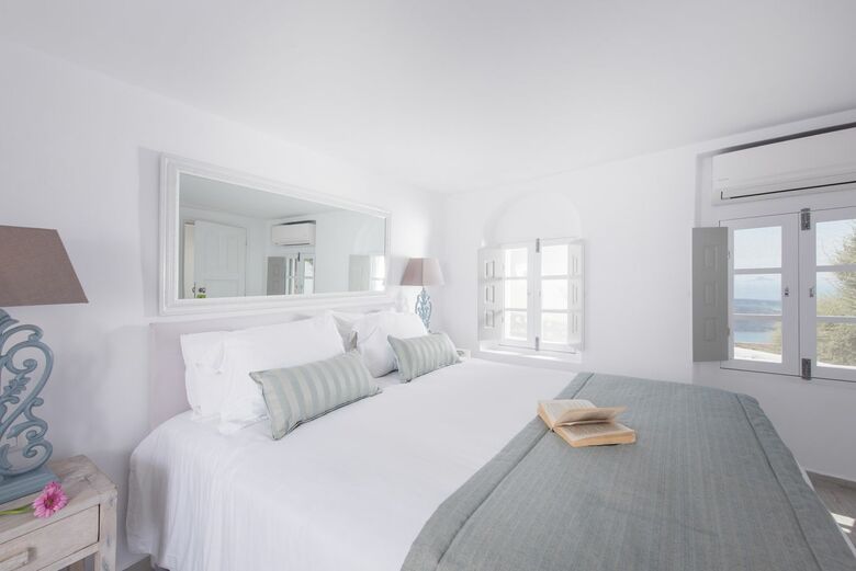 Hotel Aqua Luxury Suites