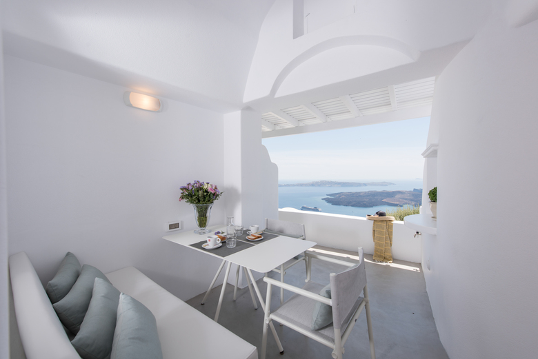 Hotel Aqua Luxury Suites