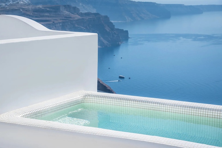 Hotel Aqua Luxury Suites