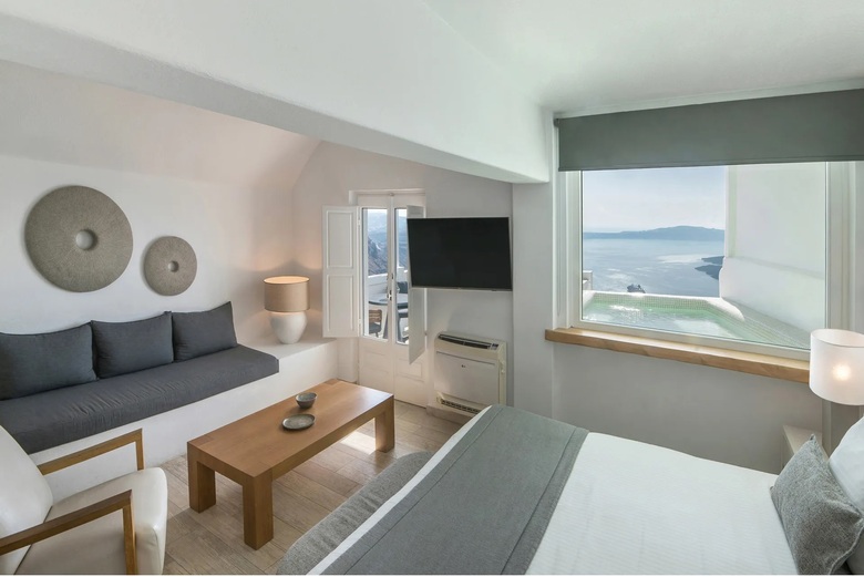 Hotel Aqua Luxury Suites