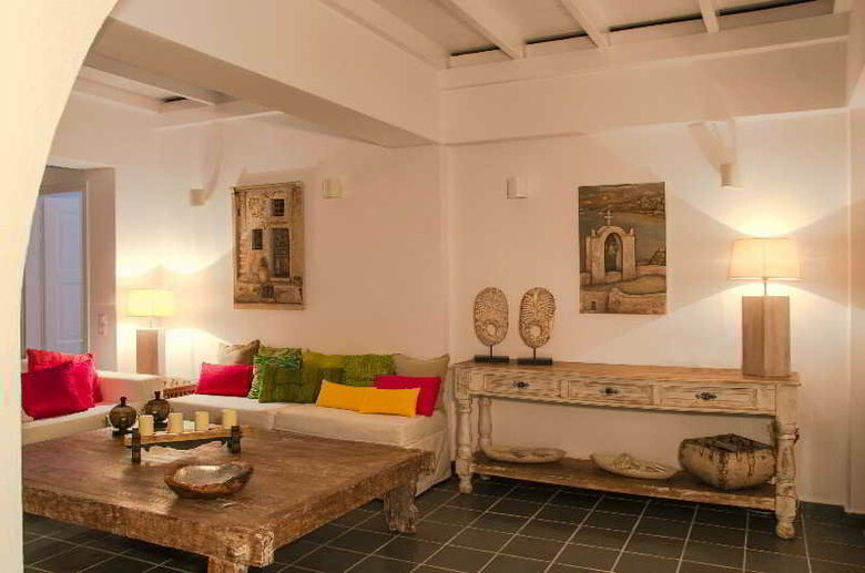 Hotel Aqua Luxury Suites