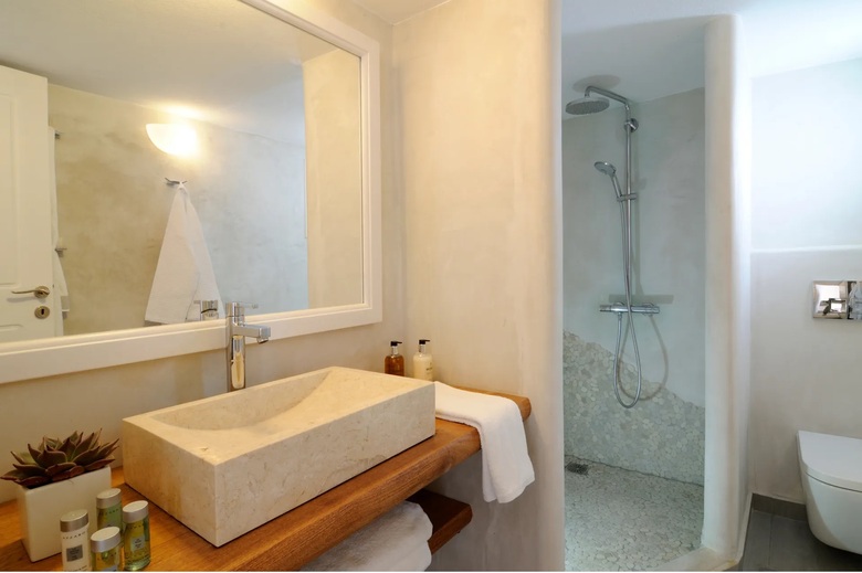 Hotel Aqua Luxury Suites