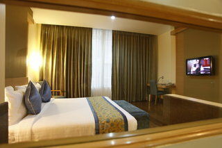 Hotel Clarks Inn Nehru Place