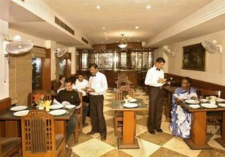 Hotel Delhi Heights