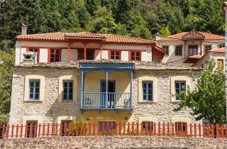 Hotel Koryshades Village