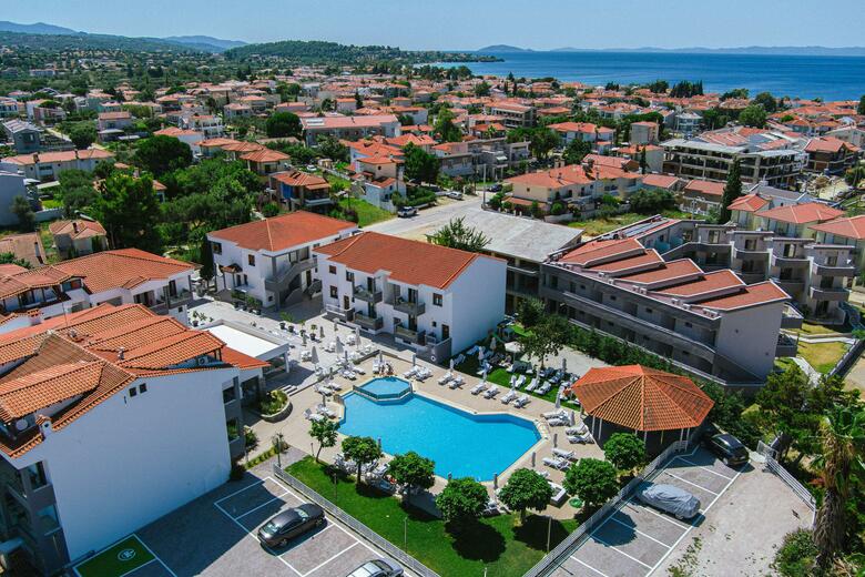 Hotel Acrotel Lily Ann Village