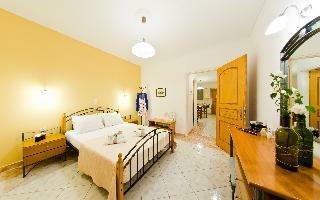 Remezzo Apartments & Studios