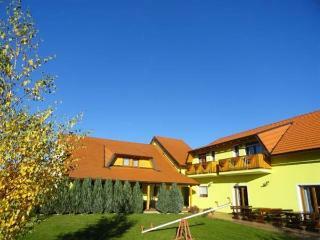Hotel House Tina