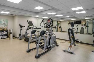 Hotel Best Western Plus Airport Inn Suites