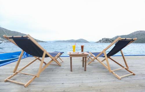 Blue Bosprina Hotel