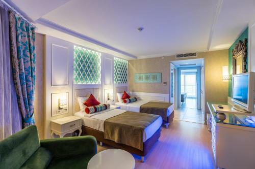 Adenya Hotel & Resort
