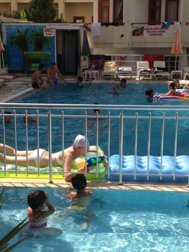 Semiz Apart Hotel