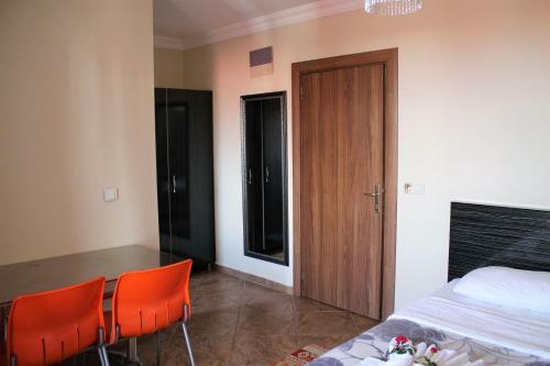 Le Moral Apart Hotel