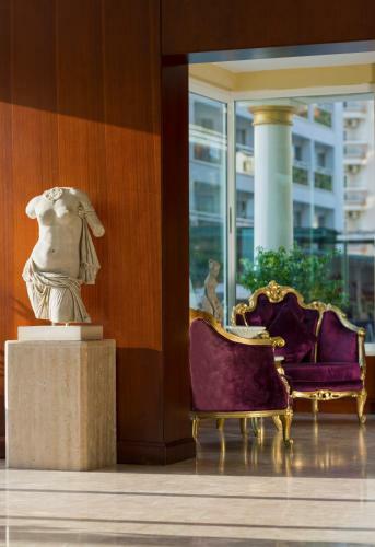 Hotel Antik Roman Palace