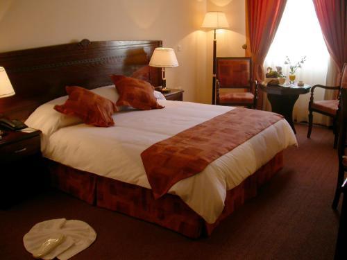 Al Fanar Palace Hotel
