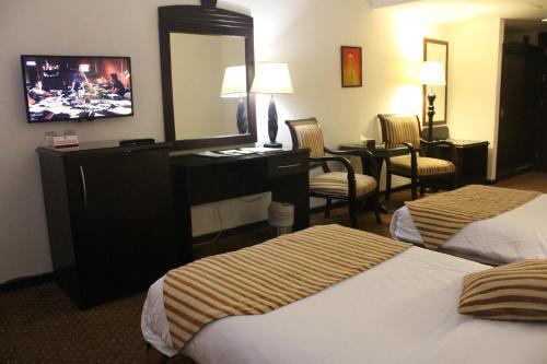 Al Fanar Palace Hotel