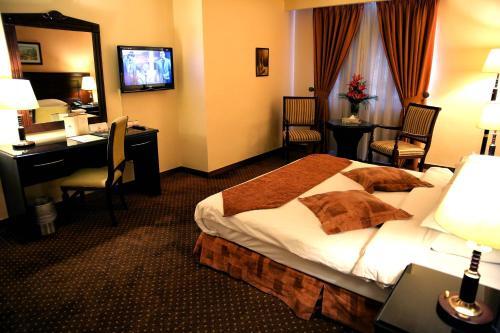 Al Fanar Palace Hotel