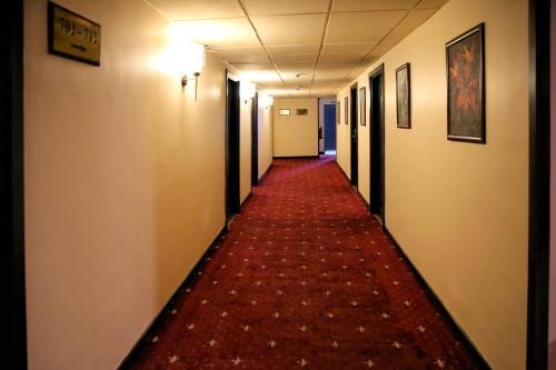 Al Fanar Palace Hotel