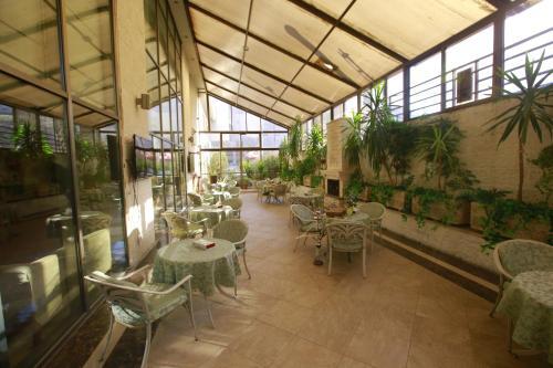 Al Fanar Palace Hotel