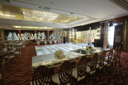 Al Fanar Palace Hotel