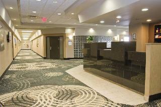 Clarion Hotel & Suites Brandon