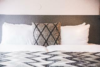 Aparthotel The Swan House Hotel By Ylma
