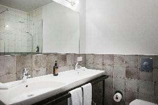 Aparthotel The Swan House Hotel By Ylma