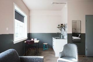 Aparthotel The Swan House Hotel By Ylma