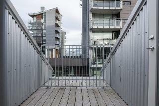 Aparthotel The Swan House Hotel By Ylma