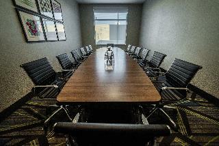 Hotel Holiday Inn Express And Suites West Edmonton-mall