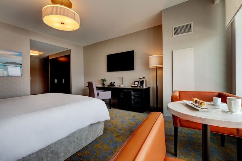 Hotel X Toronto By Library Hotel Collection