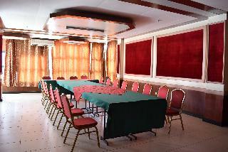 Ibis  2000 Hotel Karatina